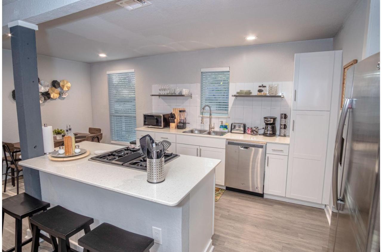 Stylish 4 Br2Ba Renovated Home Near Downtown San Antonio Eksteriør bilde