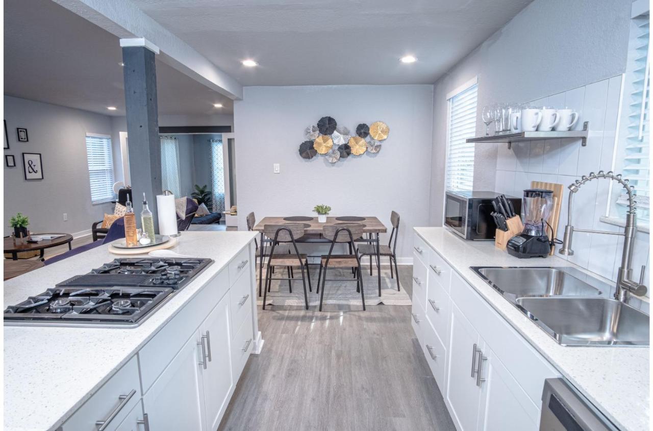 Stylish 4 Br2Ba Renovated Home Near Downtown San Antonio Eksteriør bilde
