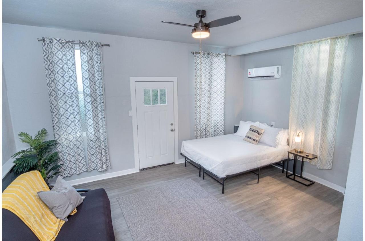 Stylish 4 Br2Ba Renovated Home Near Downtown San Antonio Eksteriør bilde